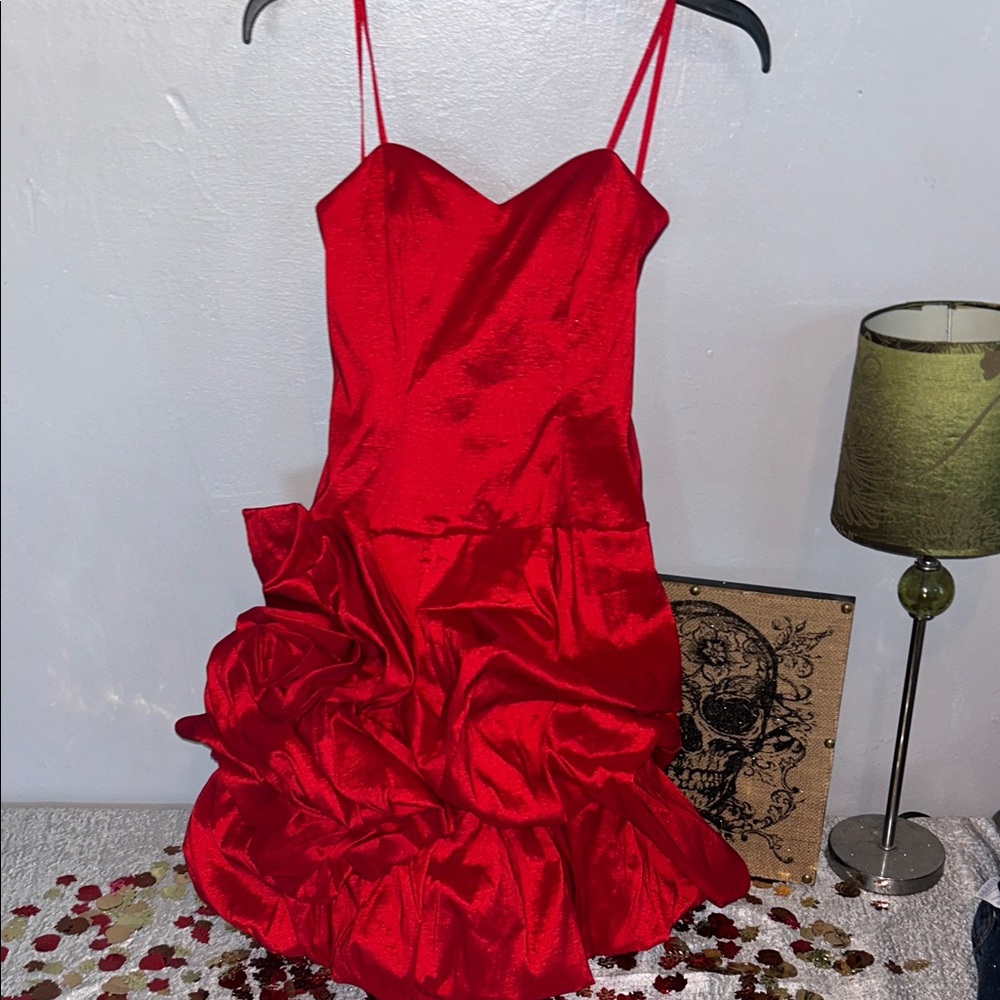 Deb Red Prom Dress with Gorgeous Ruffle detail Juniors M